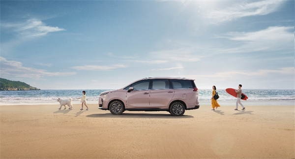全球唯一10萬(wàn)級(jí)混動(dòng)MPV——上汽大通 G50 混動(dòng)上市，售價(jià)13.98萬(wàn)起