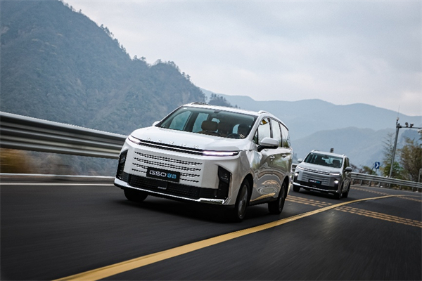 全球唯一10萬(wàn)級(jí)混動(dòng)MPV——上汽大通 G50 混動(dòng)上市，售價(jià)13.98萬(wàn)起